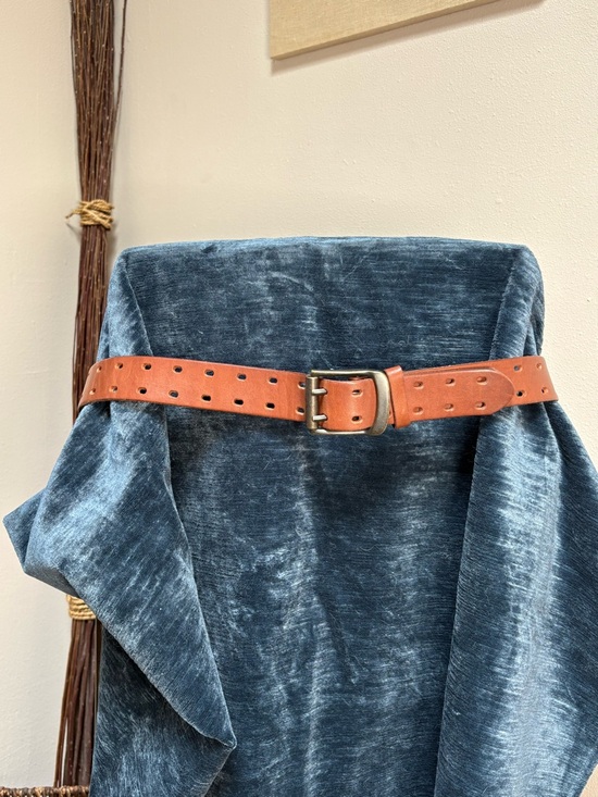 unmarked Accessories - Brown Leather Belt with Brass Hardware